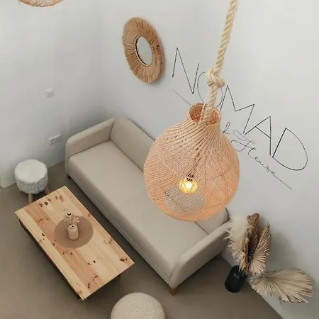 호스텔 Nomad Surf House