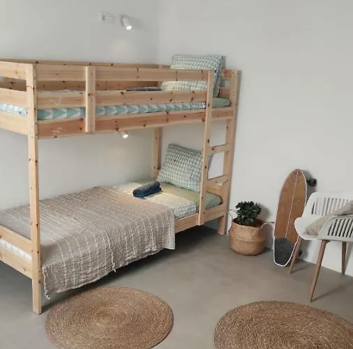 Nomad Surf House * Коральео
