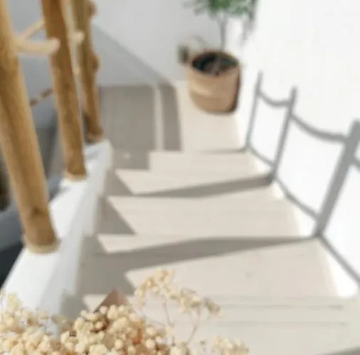 Nomad Surf House *
