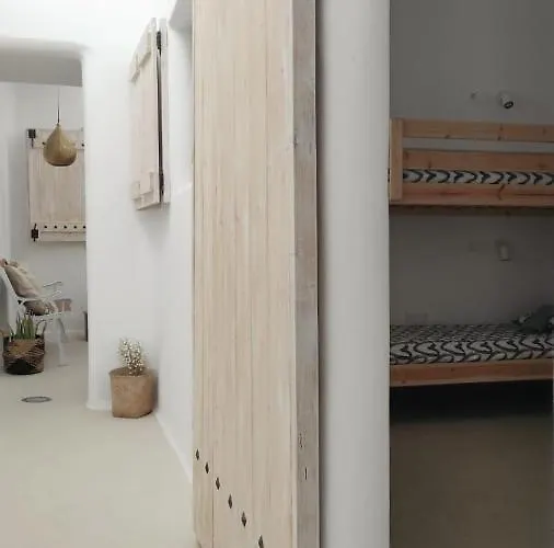 Nomad Surf House